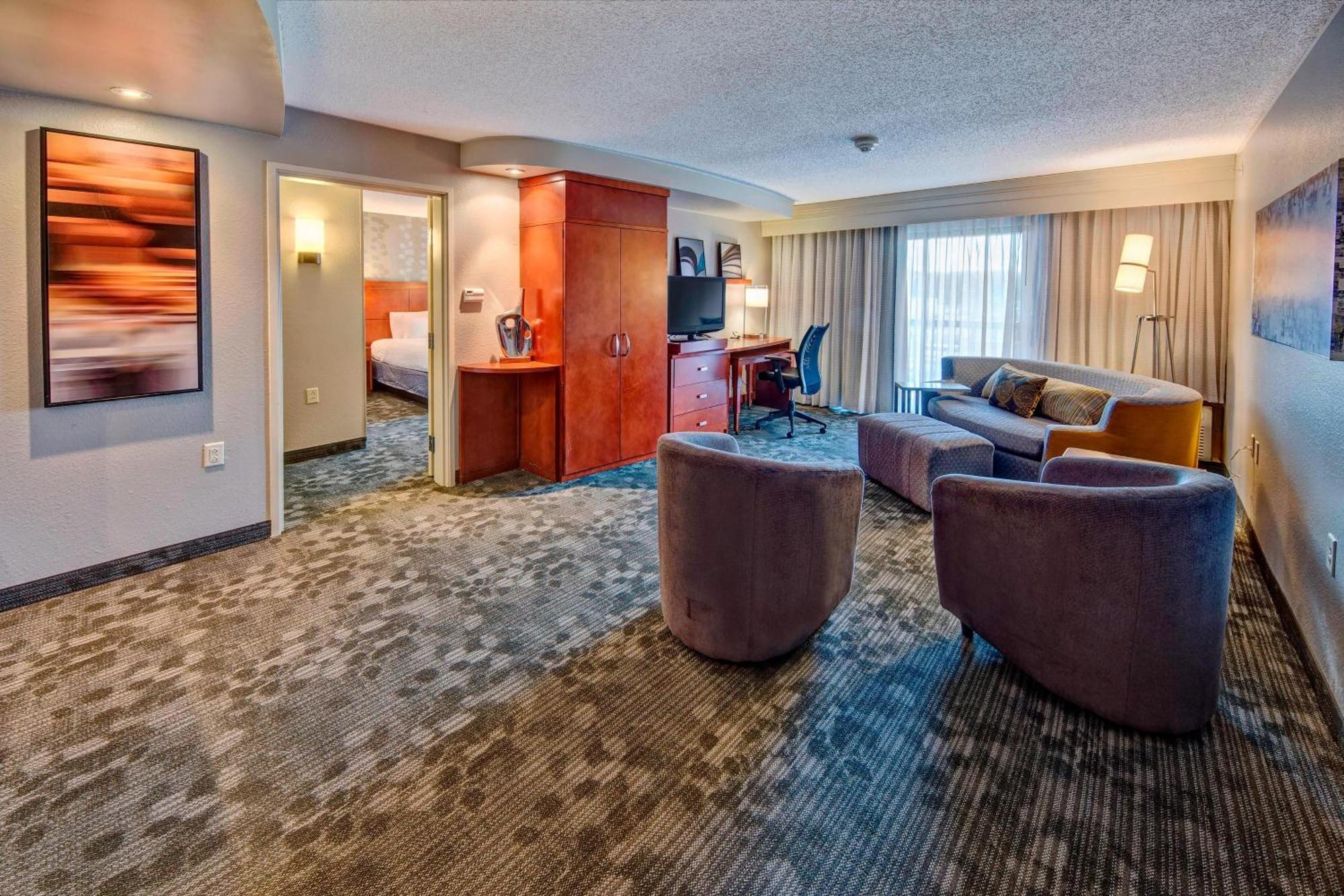 Hotel Courtyard By Marriott Alexandria Extérieur photo