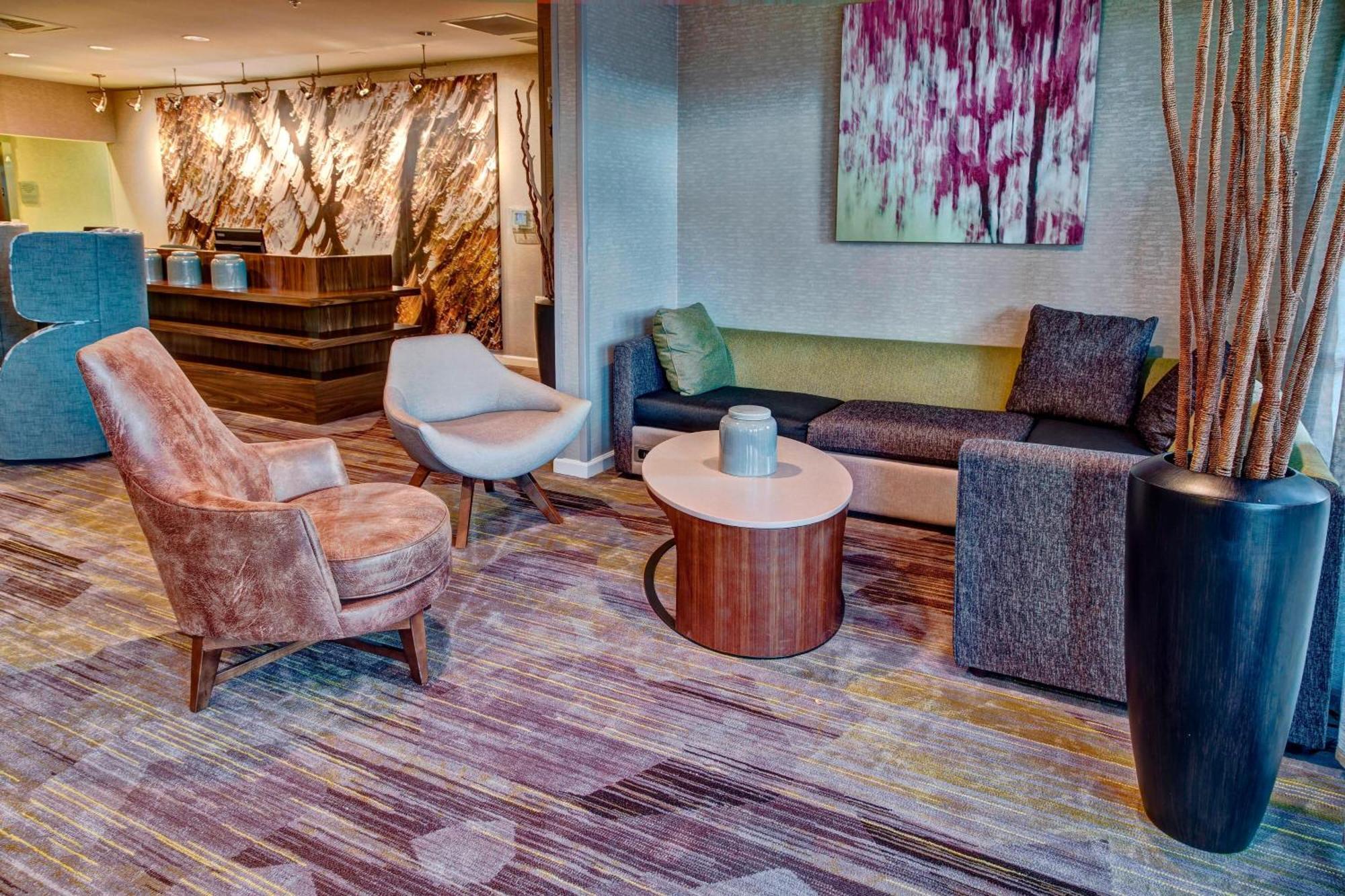 Hotel Courtyard By Marriott Alexandria Extérieur photo