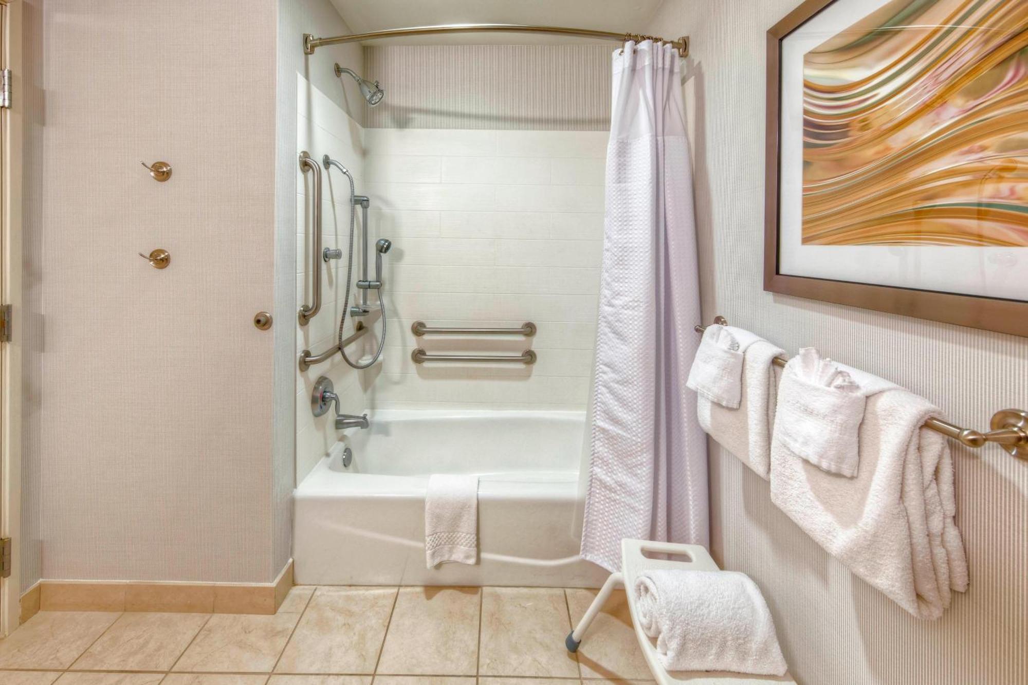 Hotel Courtyard By Marriott Alexandria Extérieur photo