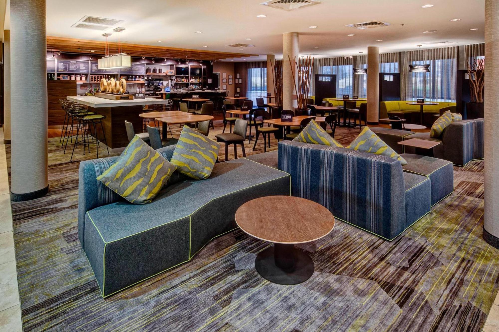 Hotel Courtyard By Marriott Alexandria Extérieur photo