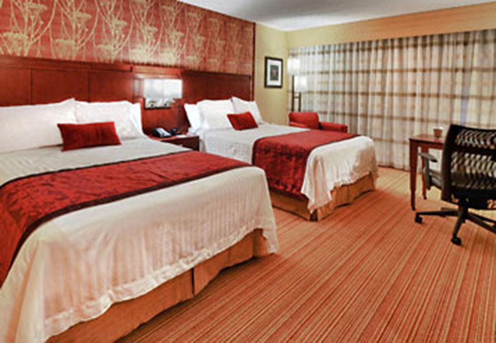 Hotel Courtyard By Marriott Alexandria Chambre photo
