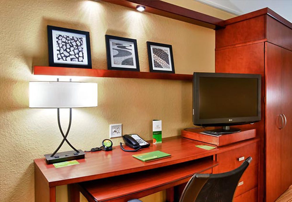 Hotel Courtyard By Marriott Alexandria Extérieur photo
